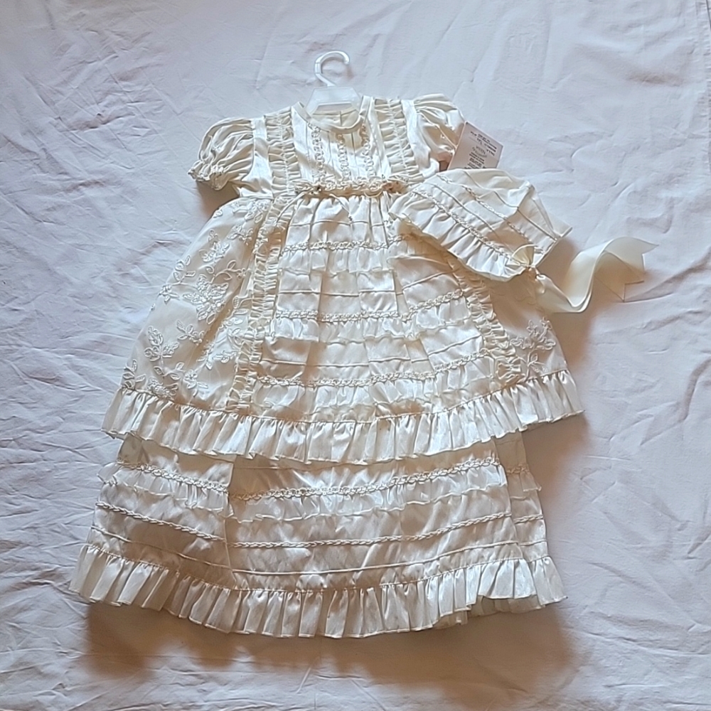 Baby girl christening dress size 12-18 months